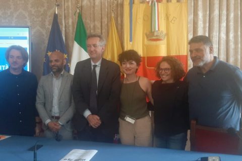biennale_presentazione_Napoli_20_maggio_2024-1140×570 biennale_presentazione_Napoli_20_maggio_2024-1140x570